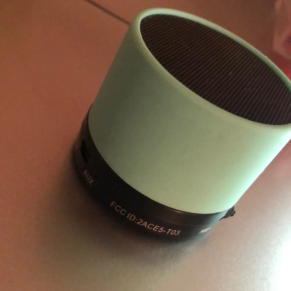 Bluetooth speaker